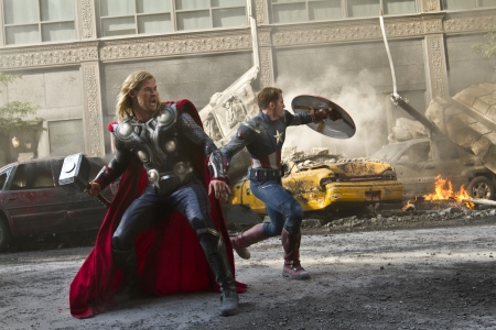 Käymme yhdessä ain: Thor ja Captain America