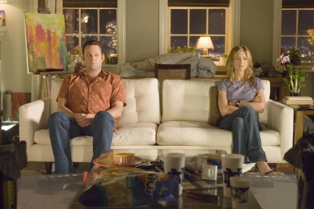 Vince Vaughn ja Jennifer Aniston vetävät taistelulinjat olohuoneensa poikki